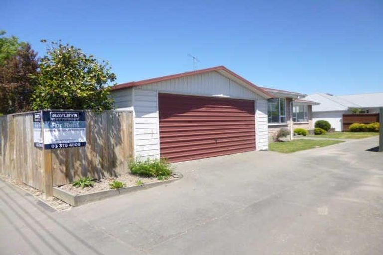 Photo of property in 2/271 Avonhead Road, Avonhead, Christchurch, 8042
