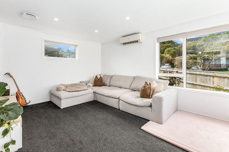 Photo of property in 10 Christchurch Crescent, Kelson, Lower Hutt, 5010