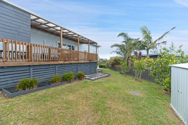 Photo of property in 9 Weka Street, Mangawhai, 0505