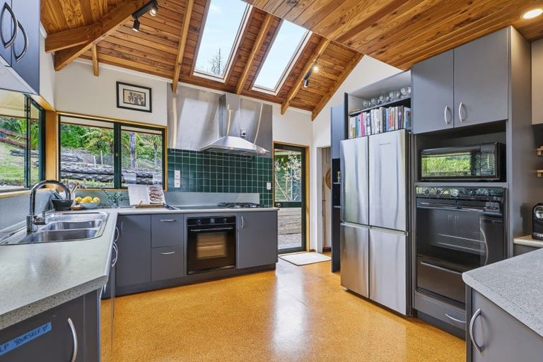 Photo of property in 860 Buffalo Road, Coromandel, 3506