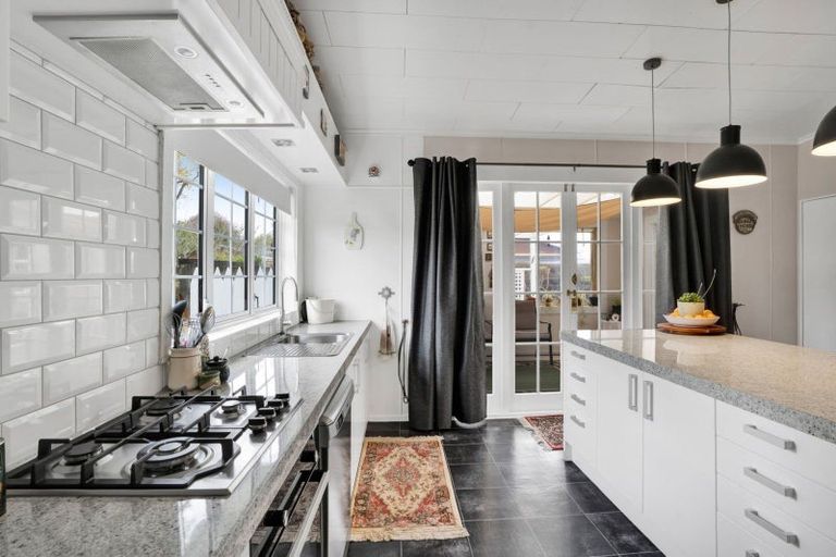 Photo of property in 20 Pembroke Road, Stratford, 4332