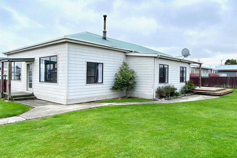 Photo of property in 48 Stewart Street, Balclutha, 9230