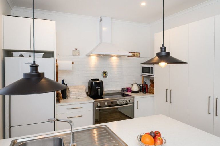 Photo of property in 5a Camden Street, Feilding, 4702