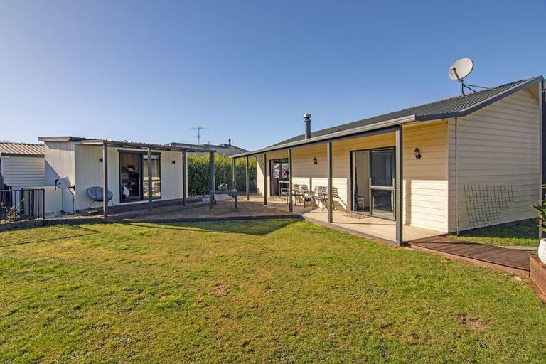 Photo of property in 17a Martin Avenue, Wakefield, 7025