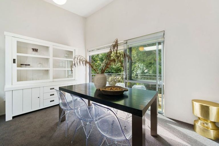 Photo of property in 7/2 Onslow Road, Khandallah, Wellington, 6035