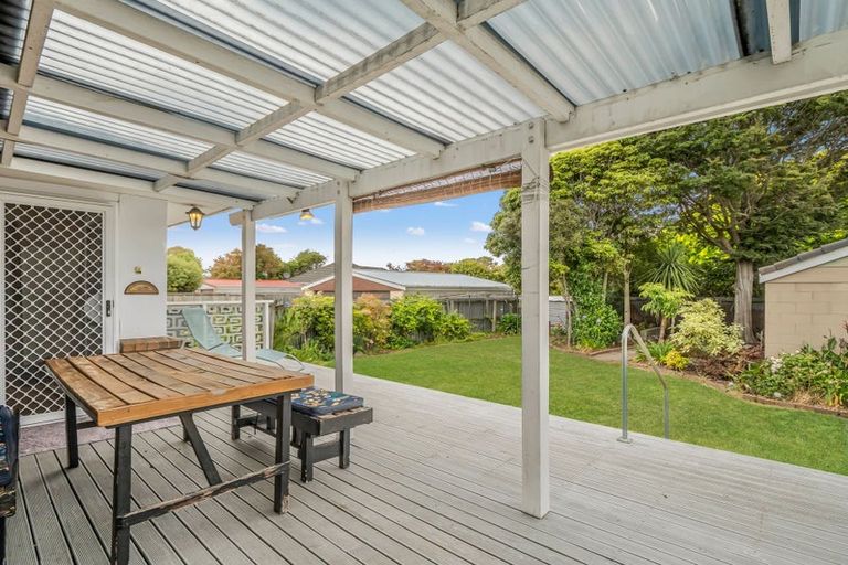 Photo of property in 239 Burwood Road, Burwood, Christchurch, 8083
