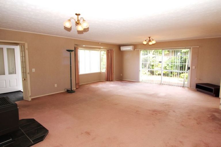 Photo of property in 153 Carnoustie Drive, Wattle Downs, Auckland, 2103