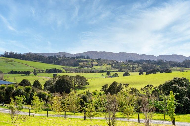 Photo of property in 86 Hilltop Road, Hakaru, Kaiwaka, 0975