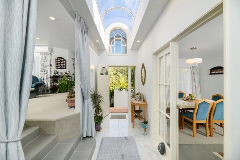 Photo of property in 1/207 Oceanbeach Road, Mount Maunganui, 3116