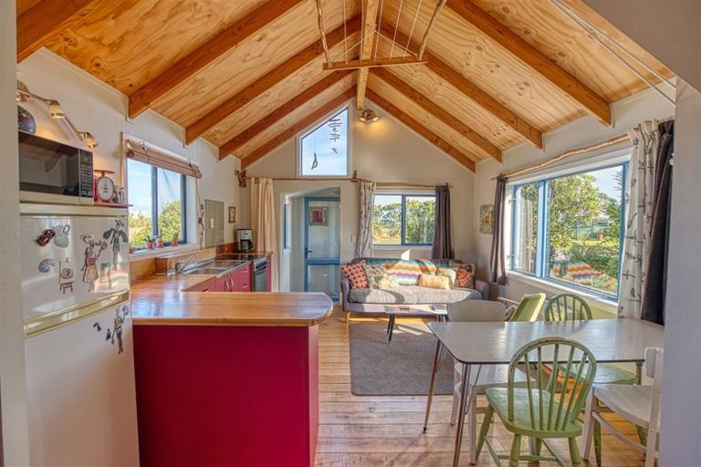 Photo of property in 33 The Strand, Okarito, Whataroa, 7886