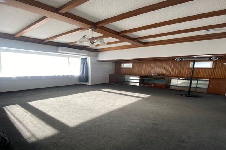 Photo of property in 17 Lawrence Street, Newtown, Wellington, 6021