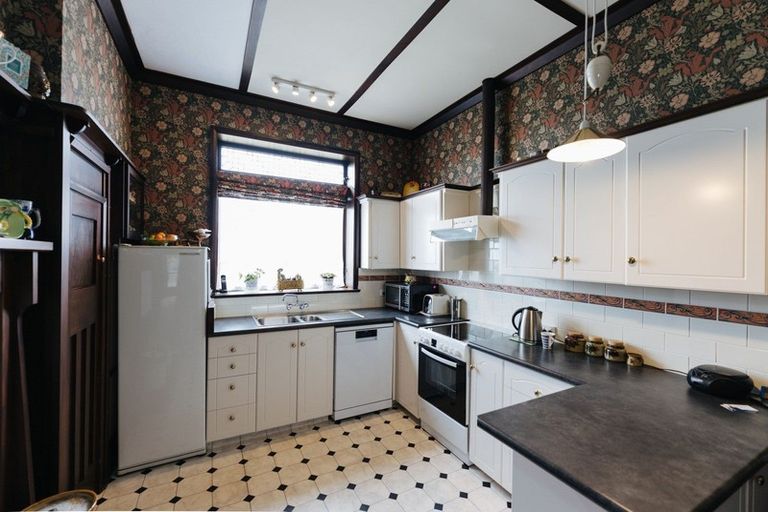 Photo of property in 18 Stour Street, Oamaru, 9400