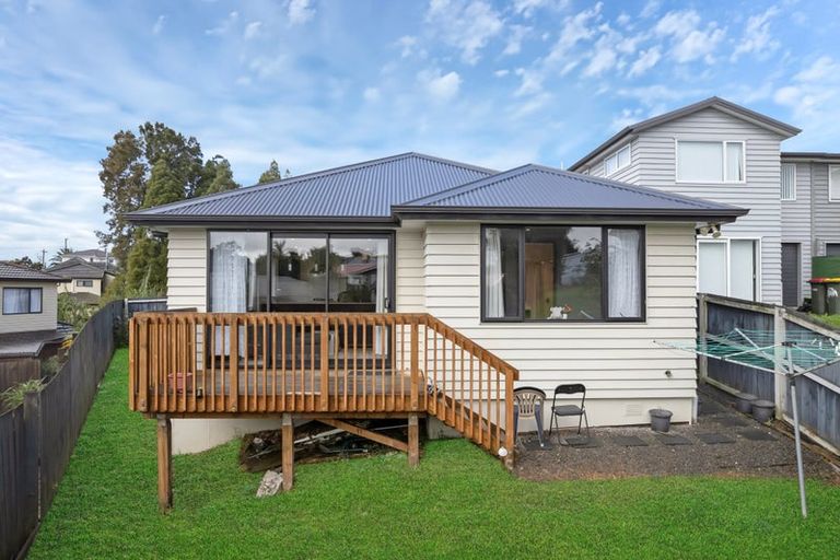 Photo of property in 2/65e Metcalfe Road, Ranui, Auckland, 0612