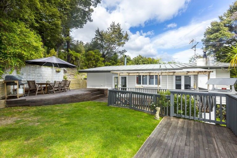 Photo of property in 54 Chatsworth Road, Silverstream, Upper Hutt, 5019