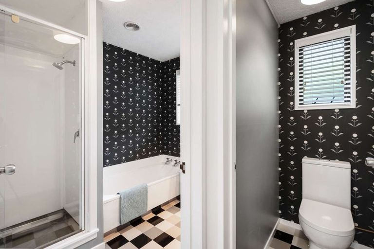 Photo of property in 2/15 Highsted Road, Bishopdale, Christchurch, 8053