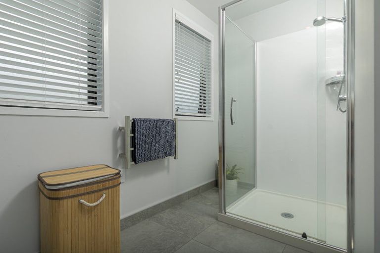 Photo of property in 105 Bonair Crescent, Silverdale, 0932