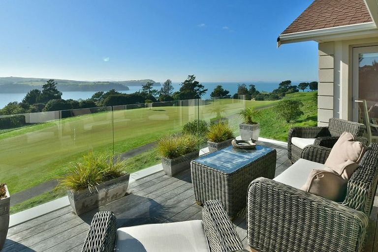 Photo of property in 28 Pacific Cliffs Drive, Gulf Harbour, Whangaparaoa, 0930