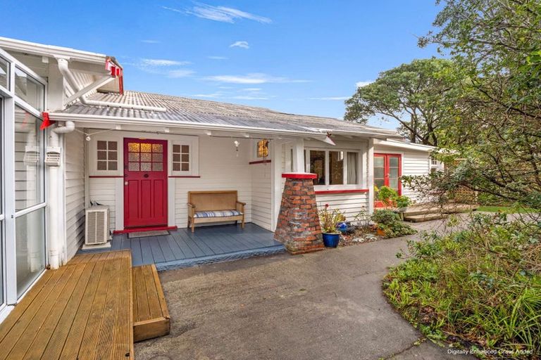 Photo of property in 32 Hutchison Crescent, Durie Hill, Whanganui, 4500