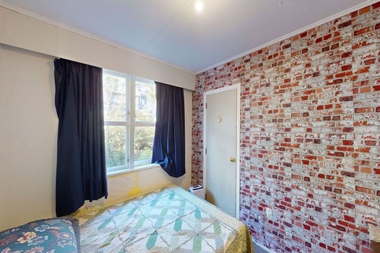 Photo of property in 12 Baylands Drive, Newlands, Wellington, 6037