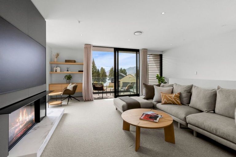 Photo of property in 18 Station Bay Rise, Lake Tekapo, 7999