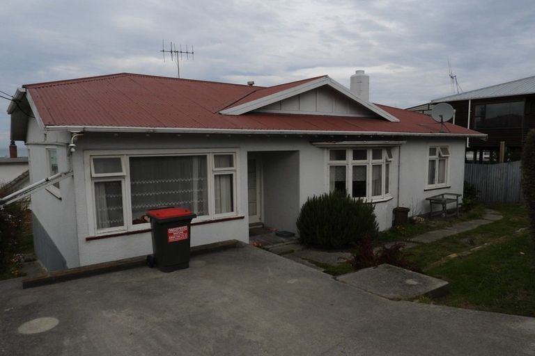 Photo of property in 29 Wharfe Street, South Hill, Oamaru, 9400