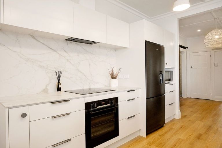 Photo of property in 59 Cliffs Road, Saint Clair, Dunedin, 9012