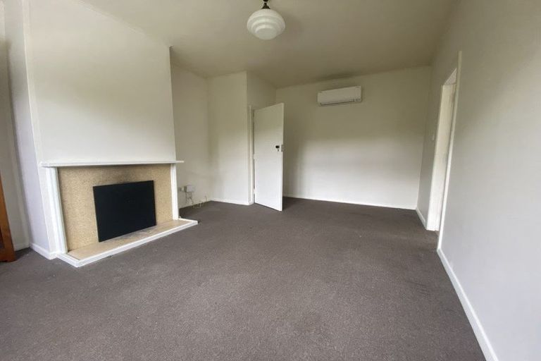 Photo of property in 21 Warwick Street, Wilton, Wellington, 6012