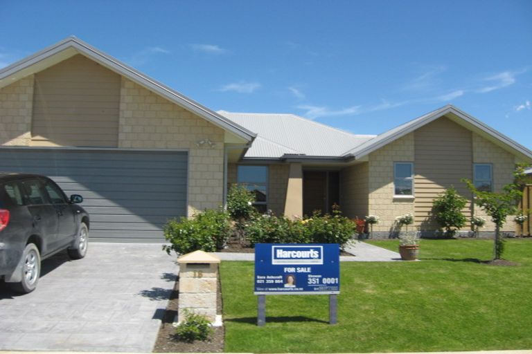 Photo of property in 18 Wagner Crescent, Northwood, Christchurch, 8051