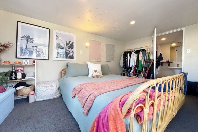 Photo of property in 24 Euston Street, Riccarton, Christchurch, 8041