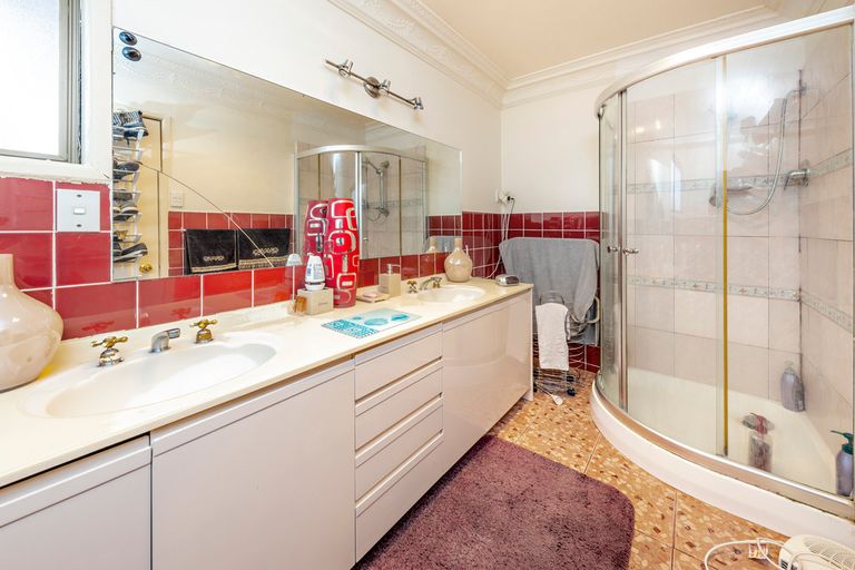 Photo of property in 1/4 Daniel Avenue, Mangere East, Auckland, 2024