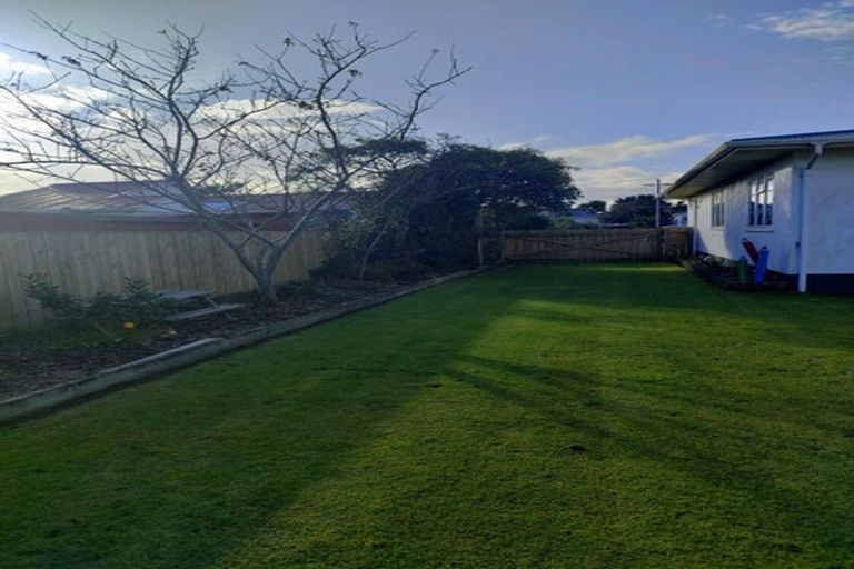 Photo of property in 19 Smith Street, Waverley, 4510