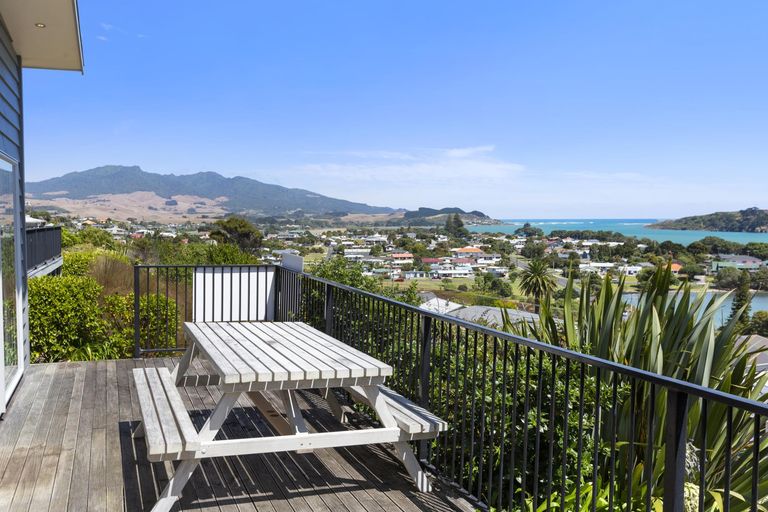 Photo of property in 17 Rose Street, Raglan, 3225