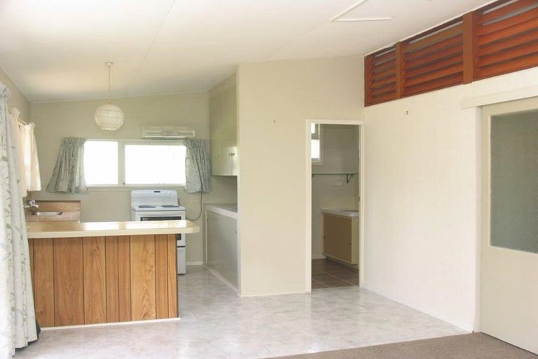 Photo of property in 176 Kent Street, Kingston, Athol, 9793
