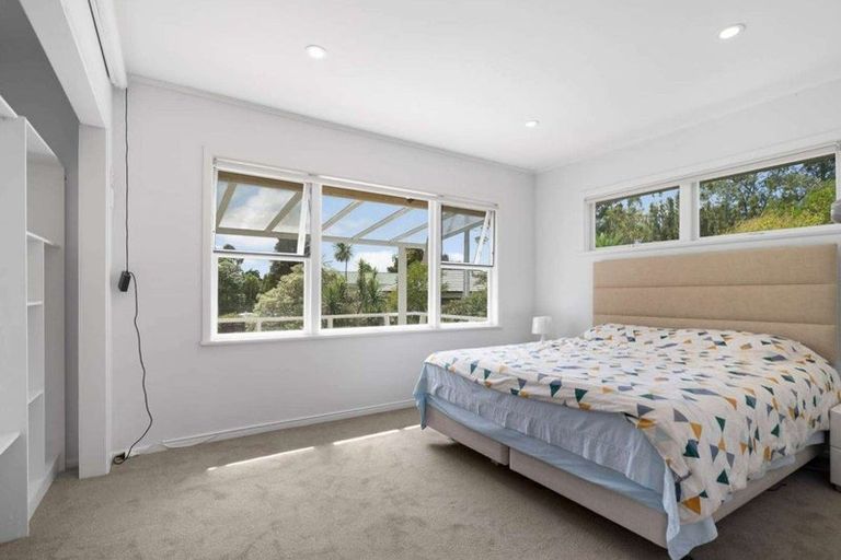 Photo of property in 82b Woodglen Road, Glen Eden, Auckland, 0602