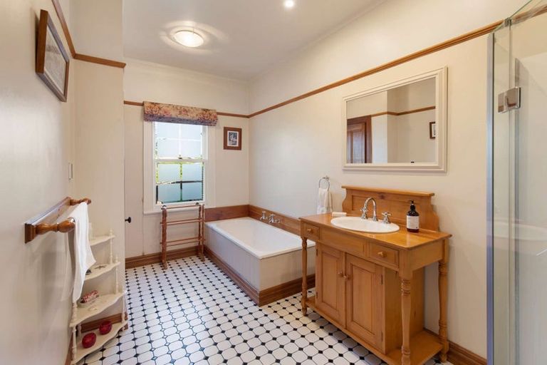 Photo of property in 11 Stark Street, Durie Hill, Whanganui, 4500