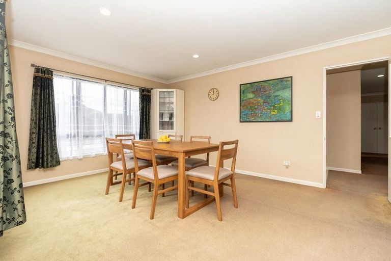 Photo of property in 5 Sovereign Place, Rototuna North, Hamilton, 3210