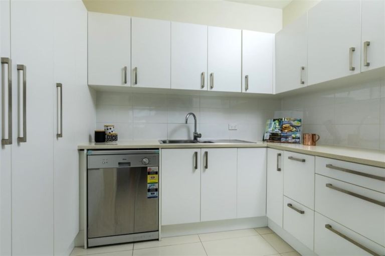 Photo of property in 13 Leafield Crescent, Henderson, Auckland, 0612