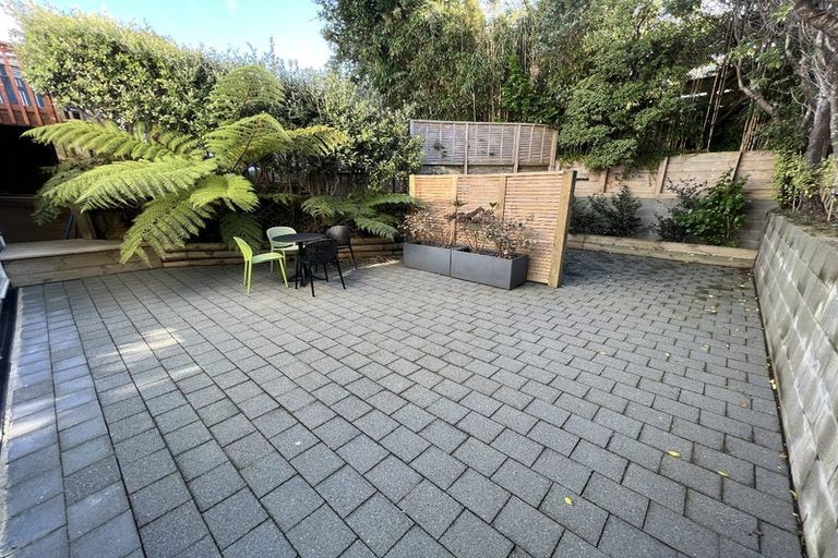 Photo of property in 1 Mandalay Terrace, Khandallah, Wellington, 6035