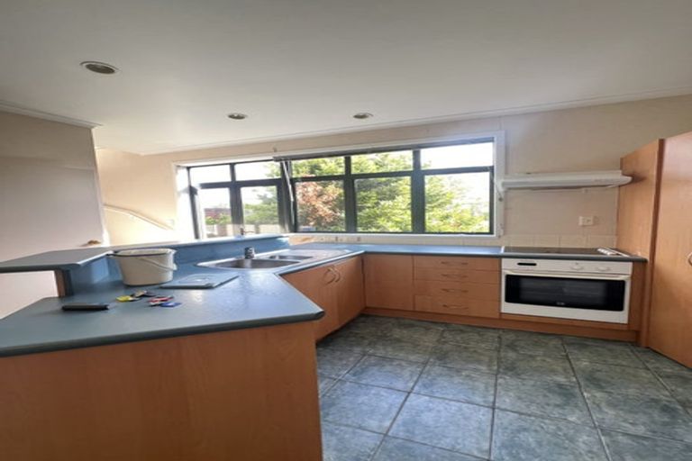Photo of property in Tuscany Towers, 85/1 Ambrico Place, New Lynn, Auckland, 0600