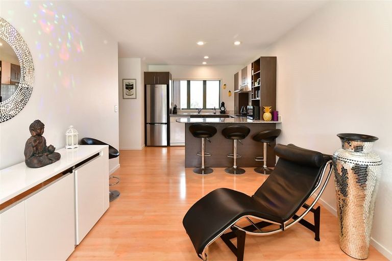 Photo of property in 30 Waterside Crescent, Gulf Harbour, Whangaparaoa, 0930