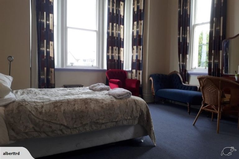 Photo of property in 60 Royal Terrace, Dunedin Central, Dunedin, 9016