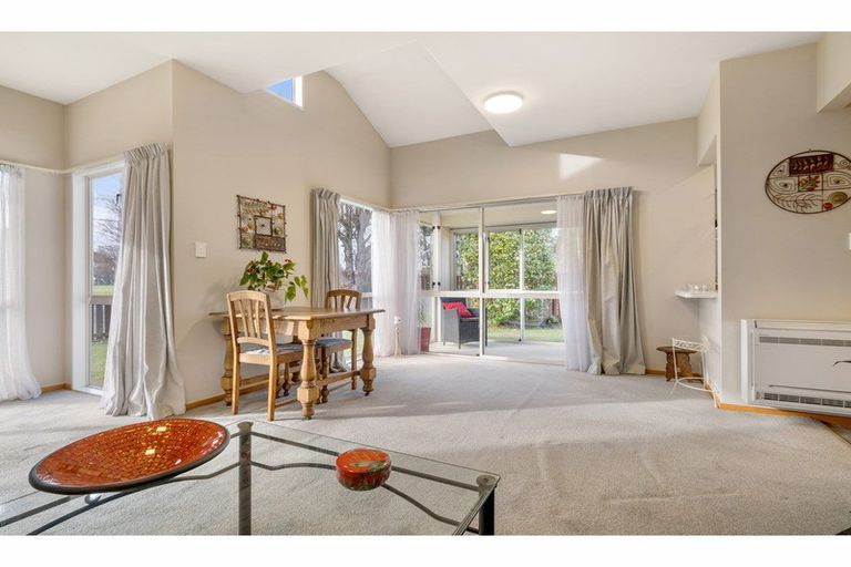 Photo of property in 1/32 Rose Street, Somerfield, Christchurch, 8024