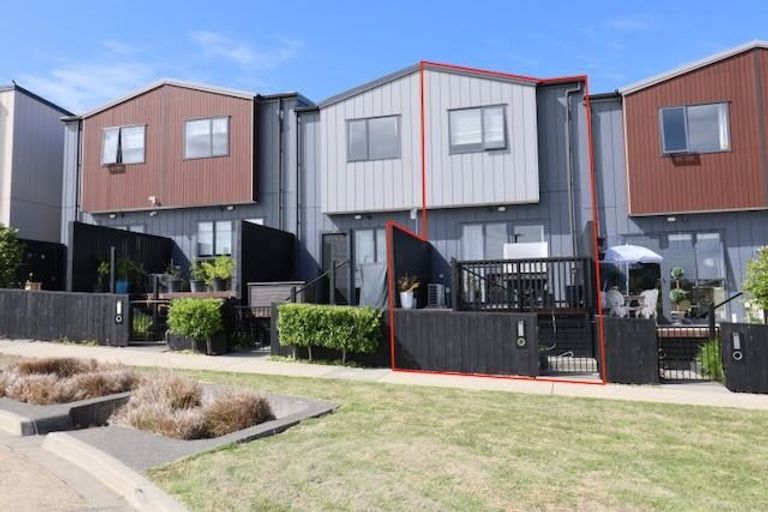 Photo of property in 34 Salvia Lane, Totara Park, Auckland, 2019