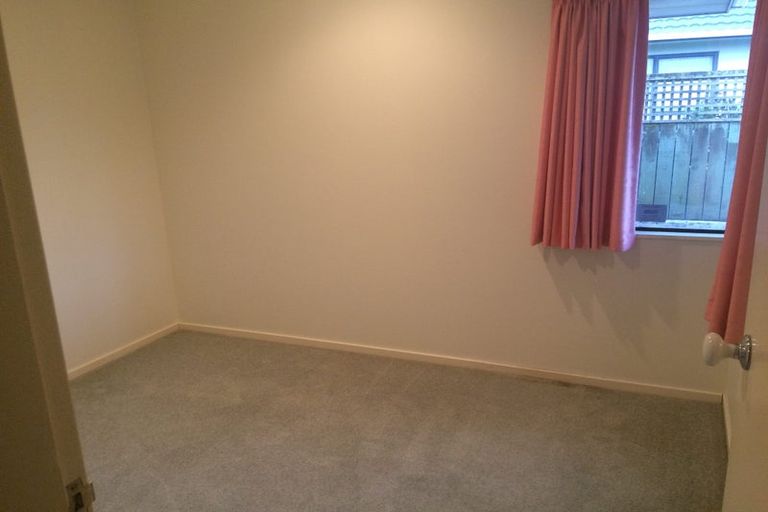 Photo of property in 16a Monorgan Road, Strathmore Park, Wellington, 6022