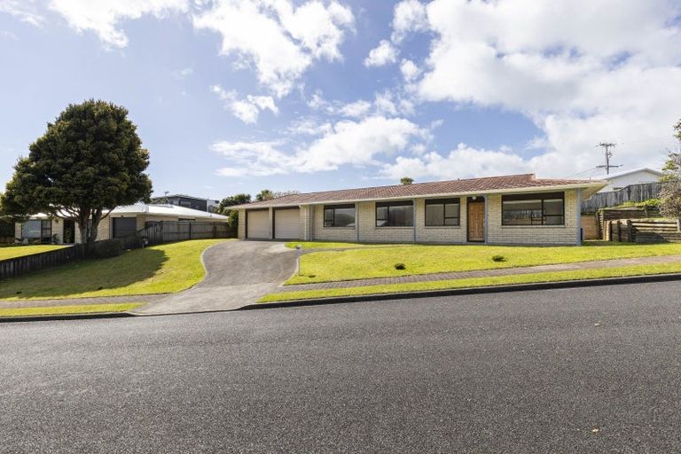 Photo of property in 2 Squire Place, Blagdon, New Plymouth, 4310