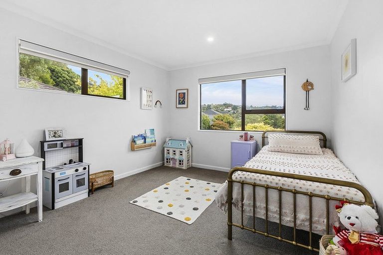 Photo of property in 11 Eclipse Lane, Whitby, Porirua, 5024