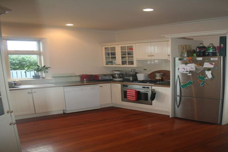 Photo of property in 37 Carrington Street, St Albans, Christchurch, 8014