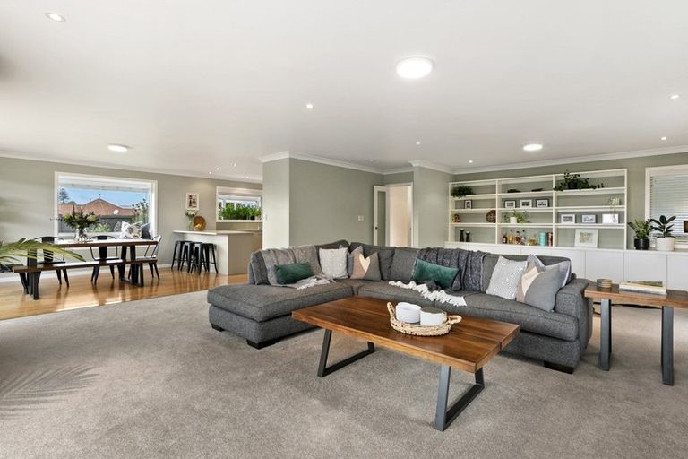 Photo of property in 37 Glenmonarch Place, Pyes Pa, Tauranga, 3112