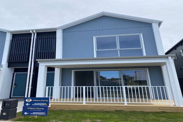 Photo of property in 11 Yellow Pear Lane, Karaka, 2578