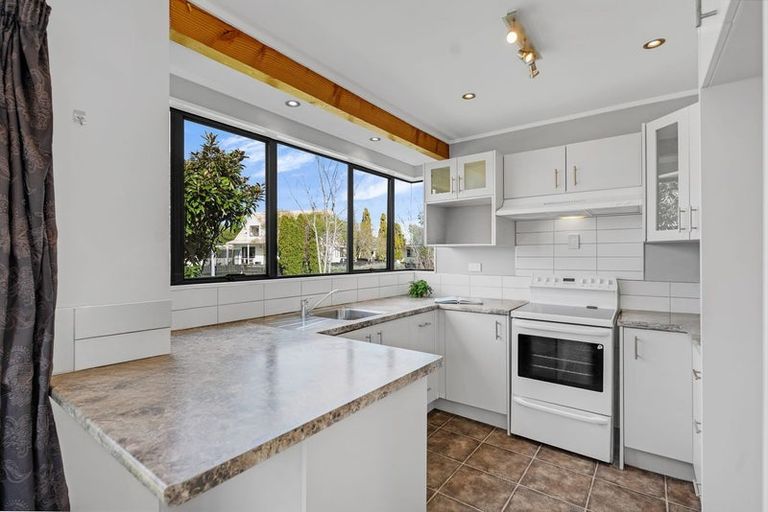 Photo of property in 20 Harbour Crest Drive, Waiuku, 2123